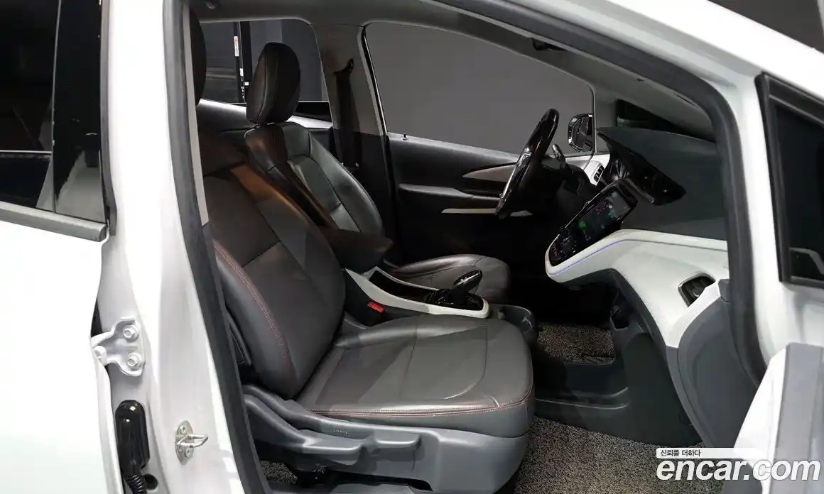 Chevrolet Bolt EV 2019 0.2 Автомат в Москве № 891125, фото 10