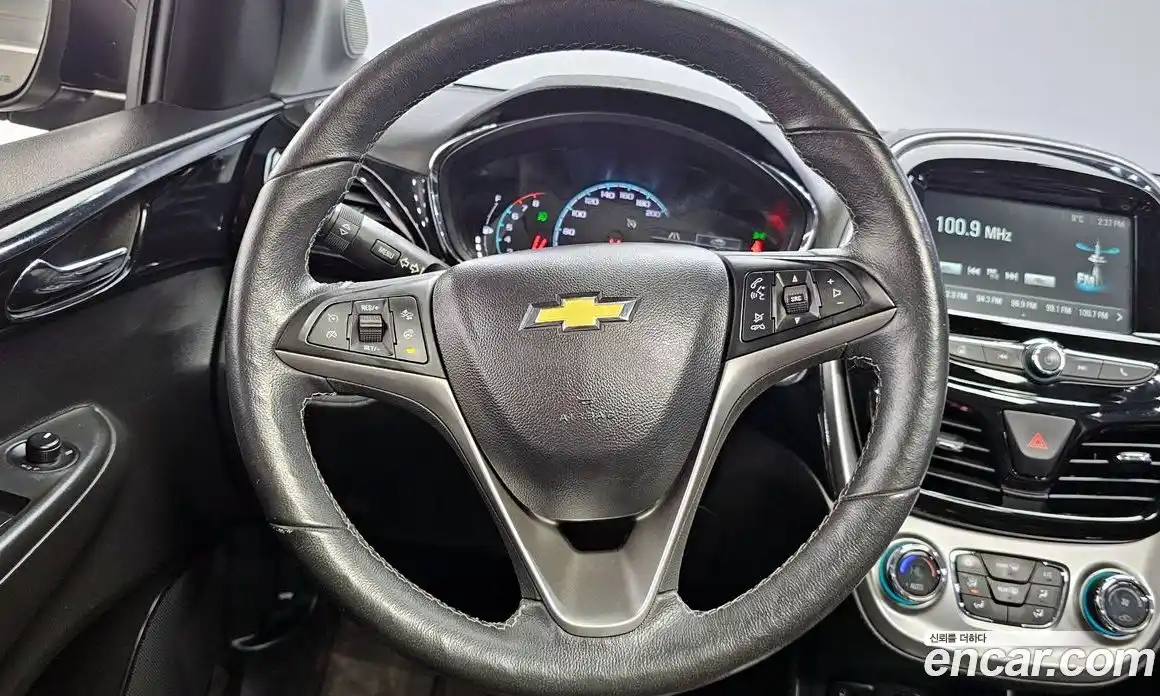 Chevrolet Spark 2016 1.0 Автомат в Москве № 891180, фото 13