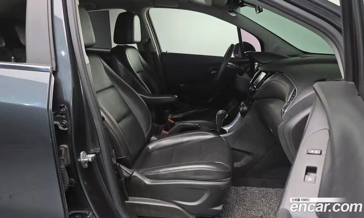 Chevrolet Trax 2017 1.6 Автомат в Москве № 891302, фото 11