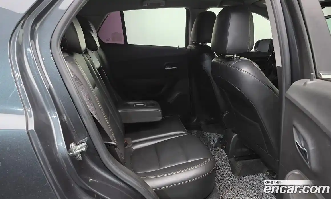 Chevrolet Trax 2017 1.6 Автомат в Москве № 891302, фото 12