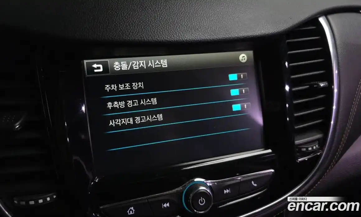 Chevrolet Trax 2017 1.6 Автомат в Москве № 891302, фото 16