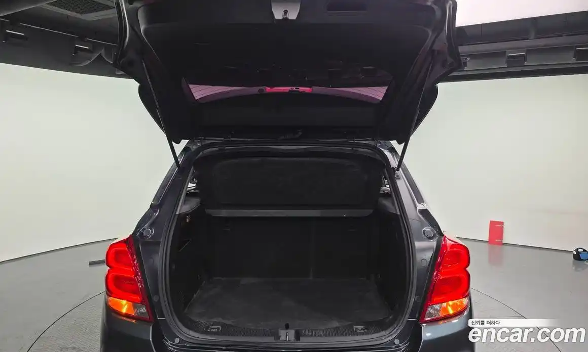 Chevrolet Trax 2017 1.6 Автомат в Москве № 891302, фото 20