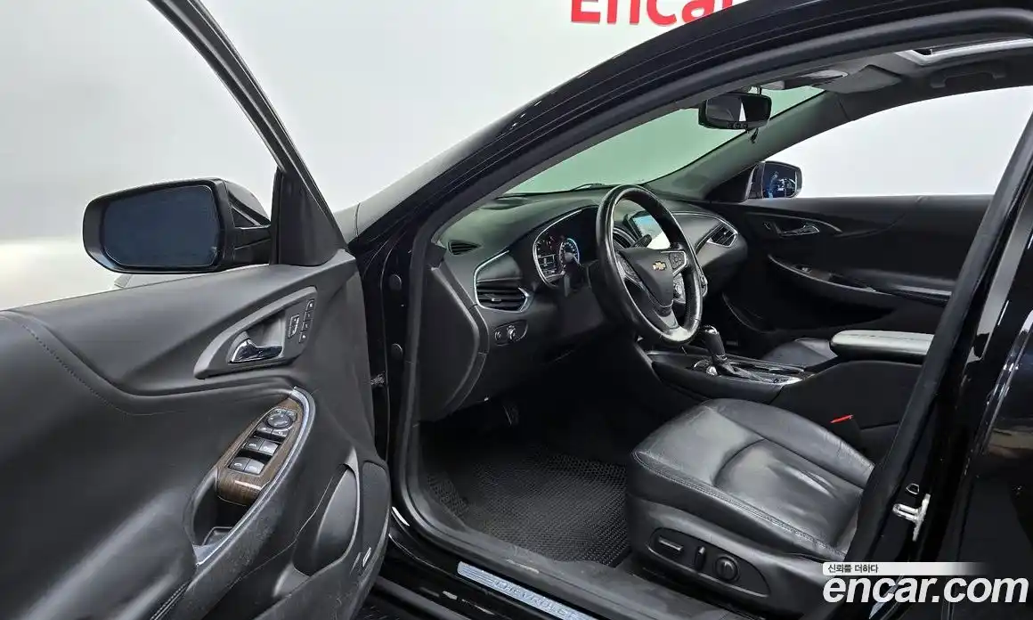 Chevrolet Malibu 2017 2.0 Автомат в Москве № 891368, фото 11