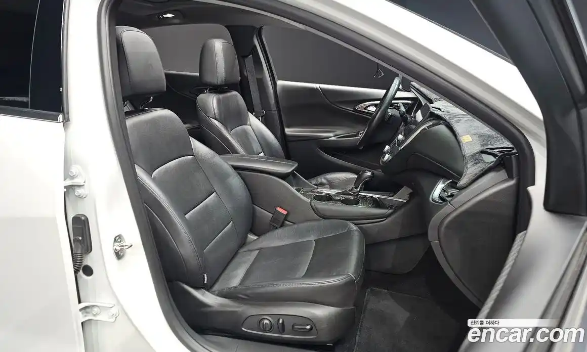 Chevrolet Malibu 2016 2.0 Автомат в Москве № 891389, фото 10