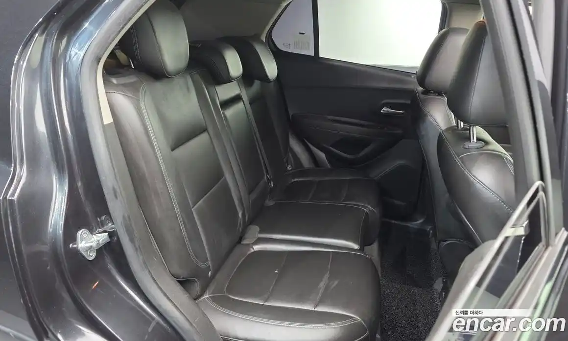 Chevrolet Trax 2016 1.6 Автомат в Москве № 891474, фото 12