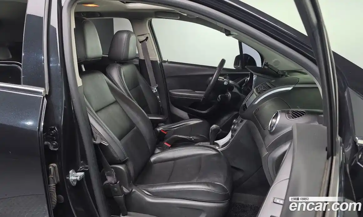 Chevrolet Trax 2016 1.6 Автомат в Москве № 891474, фото 10