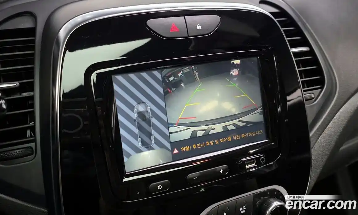 Renault QM3 2018 1.5 Автомат в Москве № 891735, фото 16