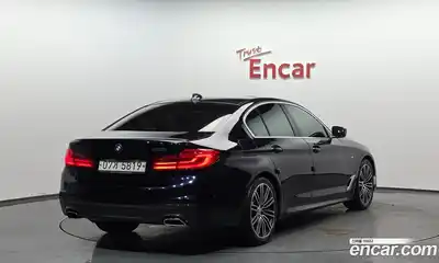 BMW 5-Series 2019 2.0 Автомат в Москве № 892191, миниатюра 2