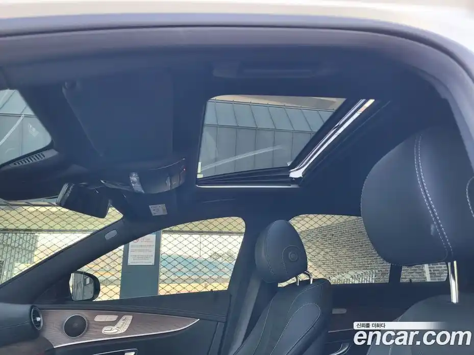 Mercedes-Benz E-Class 2022 2.0 Автомат в Москве № 892701, фото 14