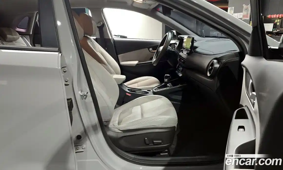 Hyundai Kona 2020 1.6 гидро в Москве № 12054, фото 11