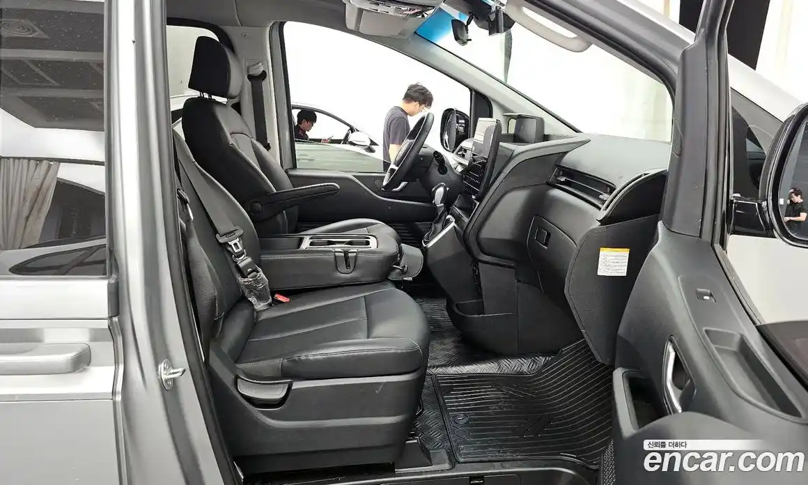 Hyundai Staria 2024 1.6 Автомат в Москве № 130855, фото 11