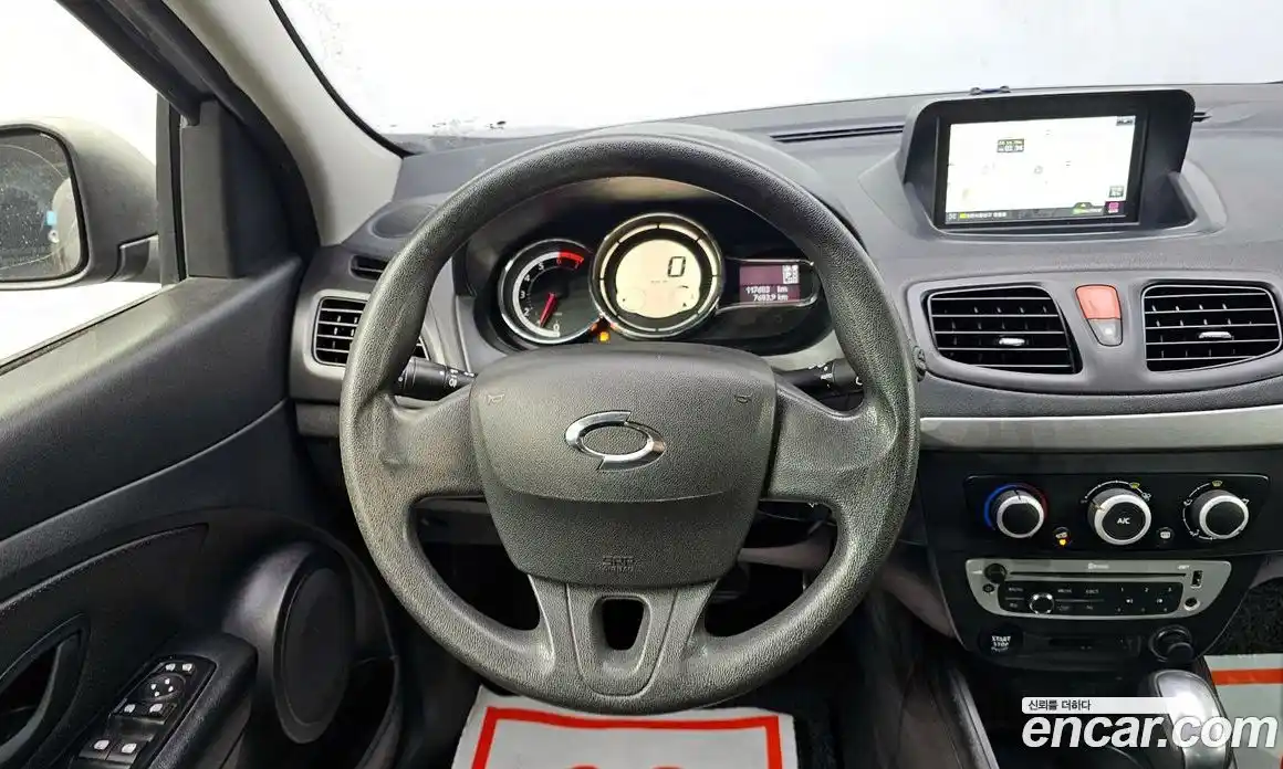 Renault SM3 2018 1.6 Автомат в Москве № 148421, фото 15