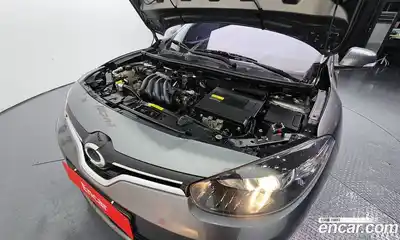 Renault SM3 2018 1.6 Автомат в Москве № 148421, миниатюра 6