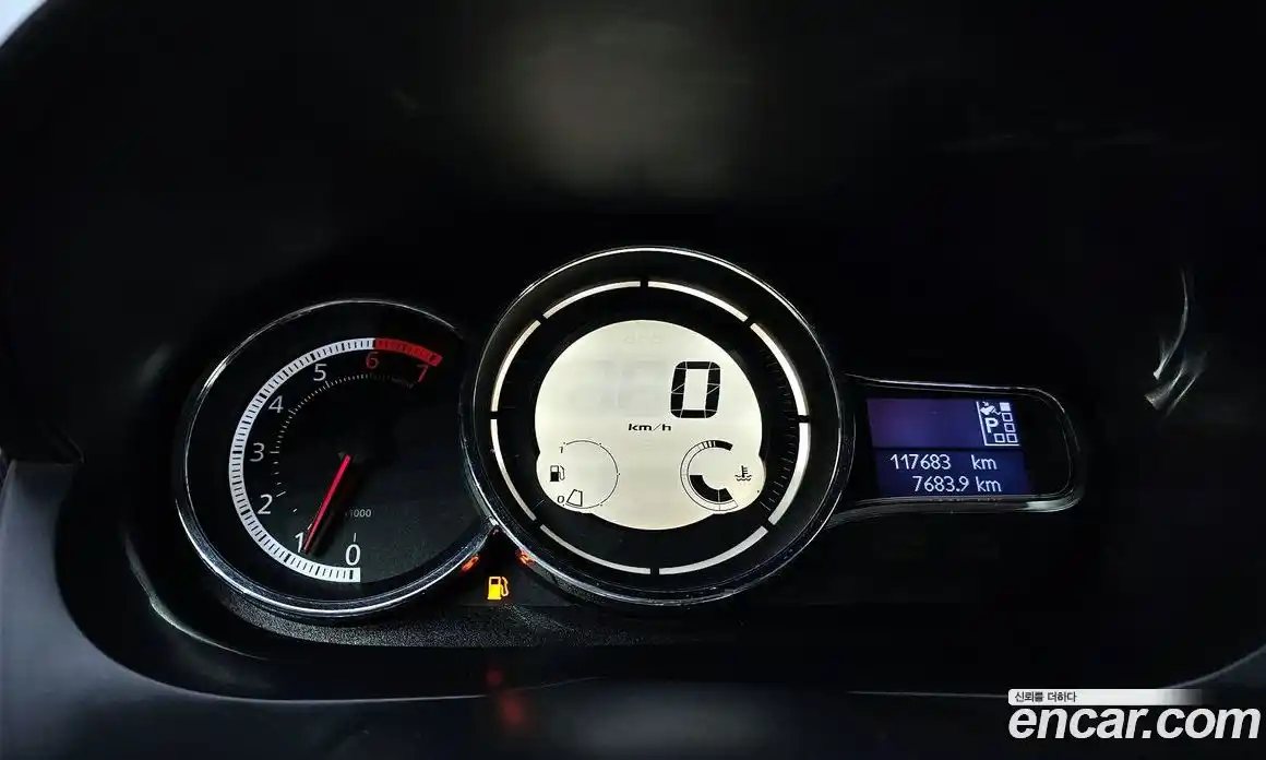 Renault SM3 2018 1.6 Автомат в Москве № 148421, фото 8