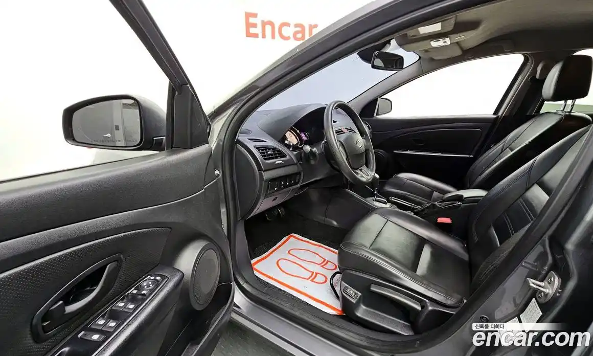 Renault SM3 2018 1.6 Автомат в Москве № 148421, фото 10