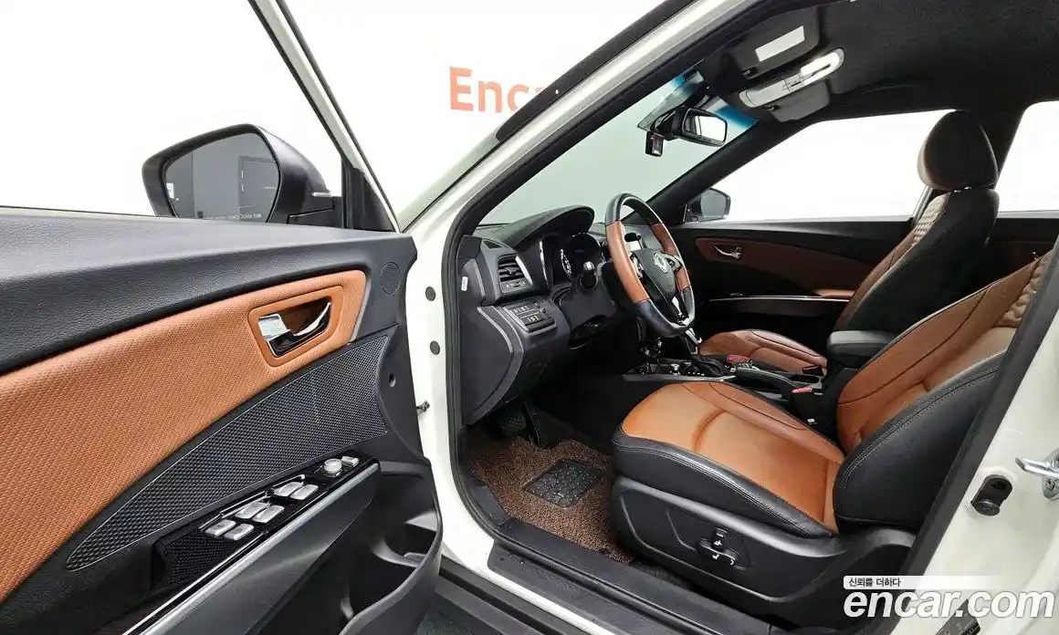 SsangYong TIBOLI 2019 1.6 гидро в Москве, фото 10