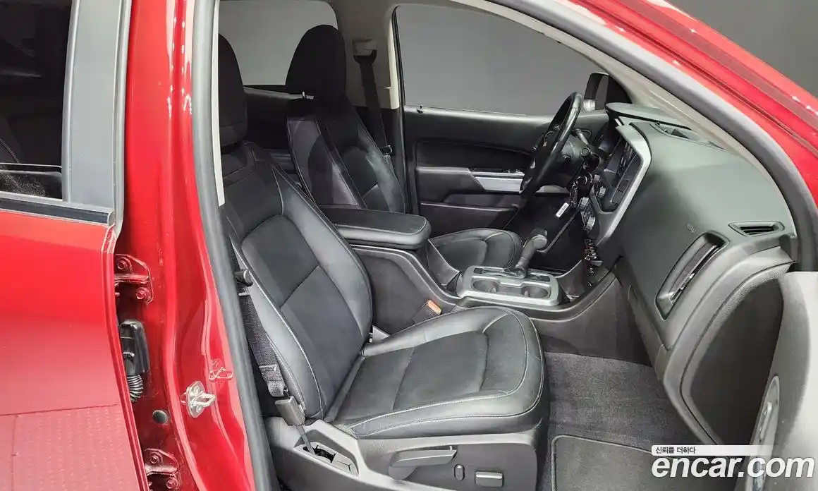 Chevrolet Colorado 2020 3.6 гидро в Москве № 41848, фото 11