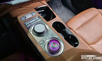 Genesis GV70 2023 2.5 гидро в Москве № 58342, миниатюра 9