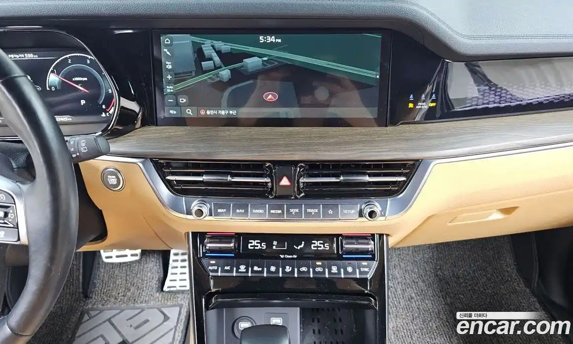 Kia Mohave 2021 3.0 гидро в Москве № 61279, фото 15