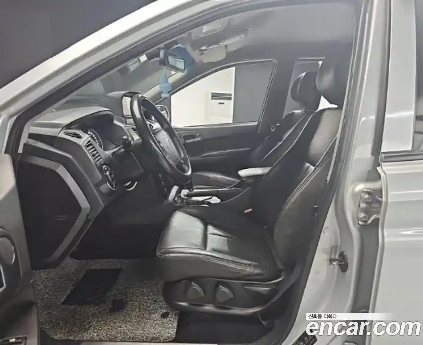 SsangYong Korando 2014 2.0 Автомат в Москве № 747403, фото 14