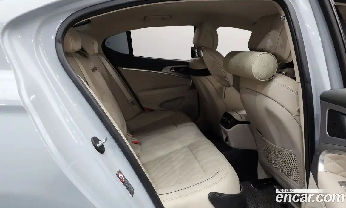 Genesis G70 2019 2.0 Автомат в Москве № 798859, фото 11