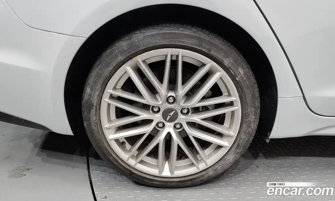 Genesis G70 2019 2.0 Автомат в Москве № 798859, фото 4