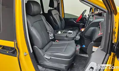 Hyundai Staria 2024 1.6 Автомат в Москве № 854483, миниатюра 10