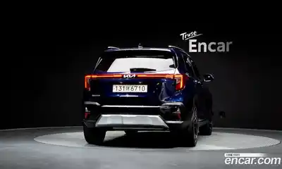 Kia Seltos 2024 1.6 гидро в Москве № 854788, миниатюра 4