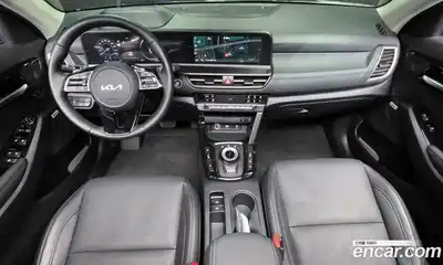 Kia Seltos 2024 1.6 гидро в Москве № 854788, миниатюра 7