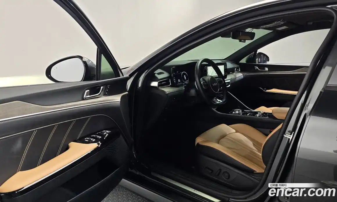 Kia K5 2023 1.6 Автомат в Москве № 855065, фото 10