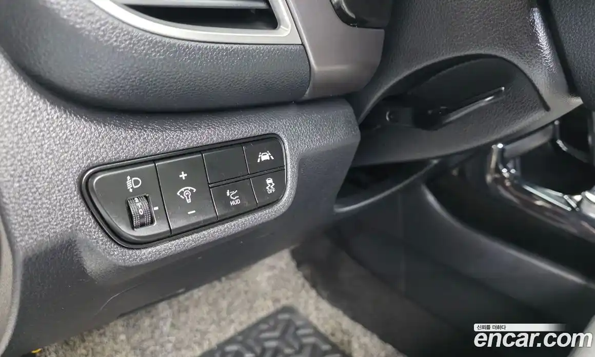 Kia Seltos 2021 1.6 Автомат в Москве № 855202, фото 18