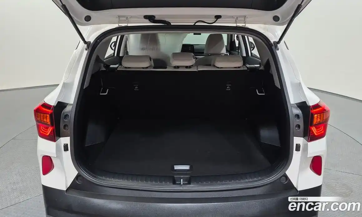 Kia Seltos 2021 1.6 Автомат в Москве № 855202, фото 20