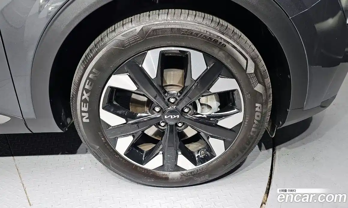 Kia Sportage 2023 1.6 Автомат в Москве № 855214, фото 5