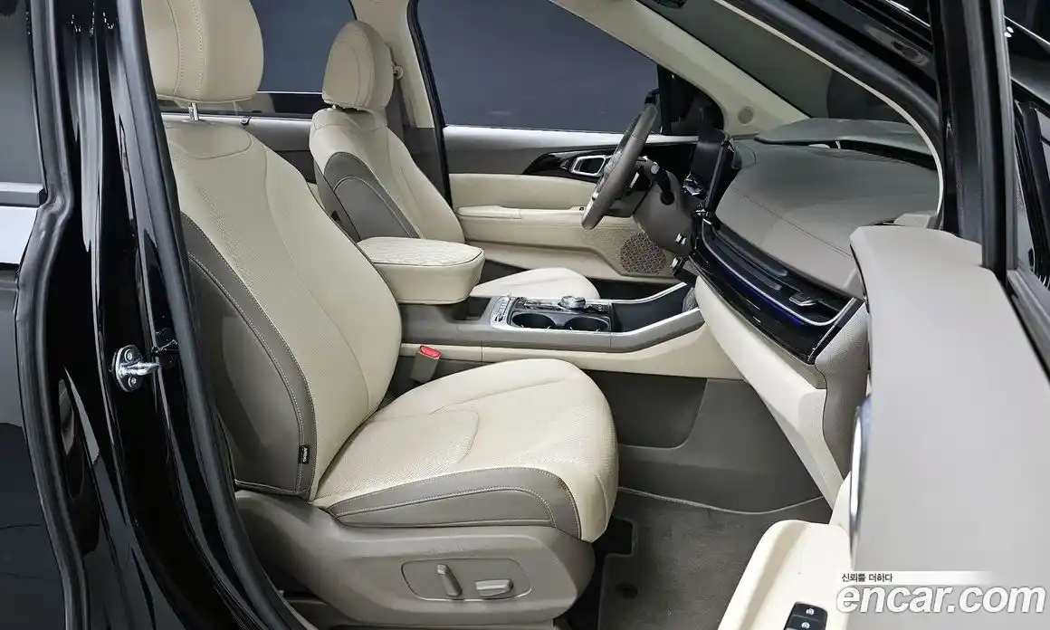 Kia Canival 2025 3.5 Автомат в Москве № 855467, фото 9