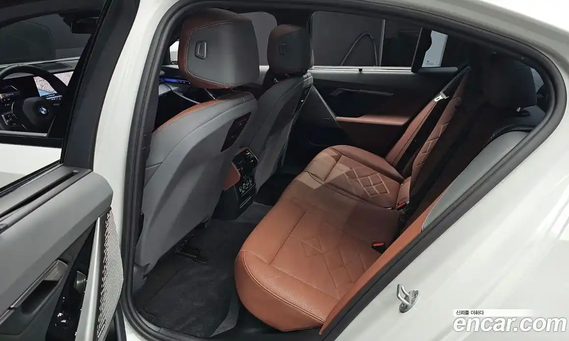 BMW 5-Series 2025 2.0 Автомат в Москве № 855526, фото 12