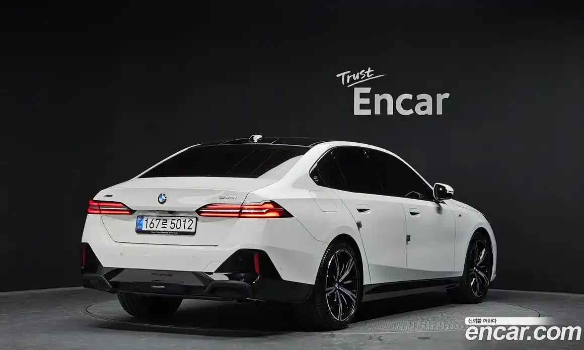 BMW 5-Series 2025 2.0 Автомат в Москве № 855526, фото 2