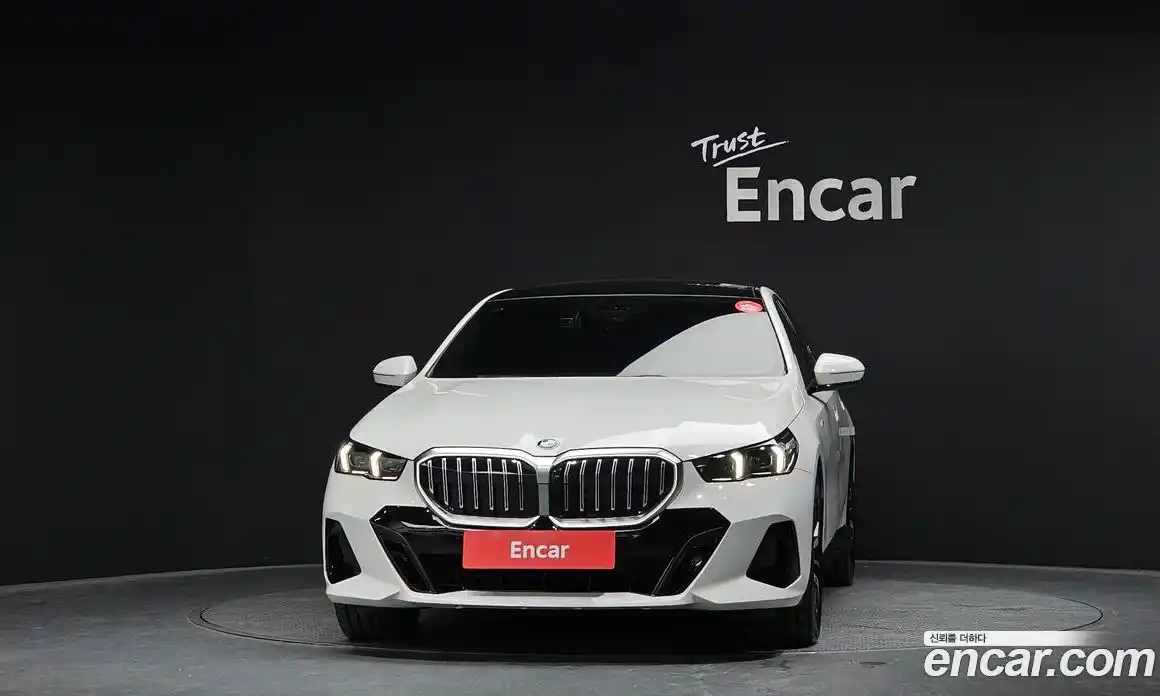 BMW 5-Series 2025 2.0 Автомат в Москве № 855526, фото 3