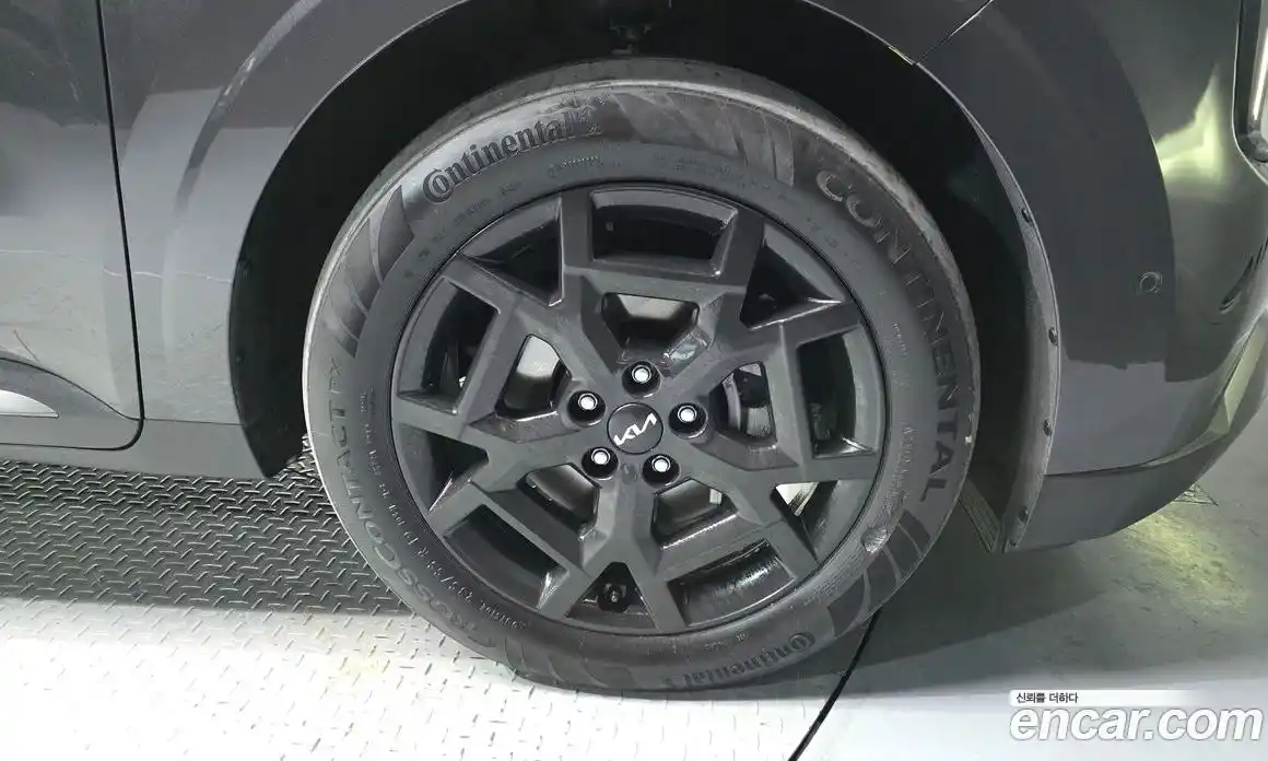 Kia Canival 2024 1.6 Автомат в Москве № 855693, фото 5