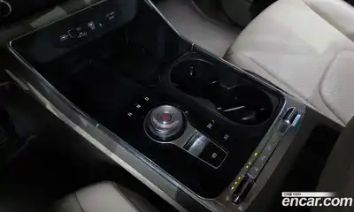 Kia Canival 2024 1.6 Автомат в Москве № 855693, миниатюра 9