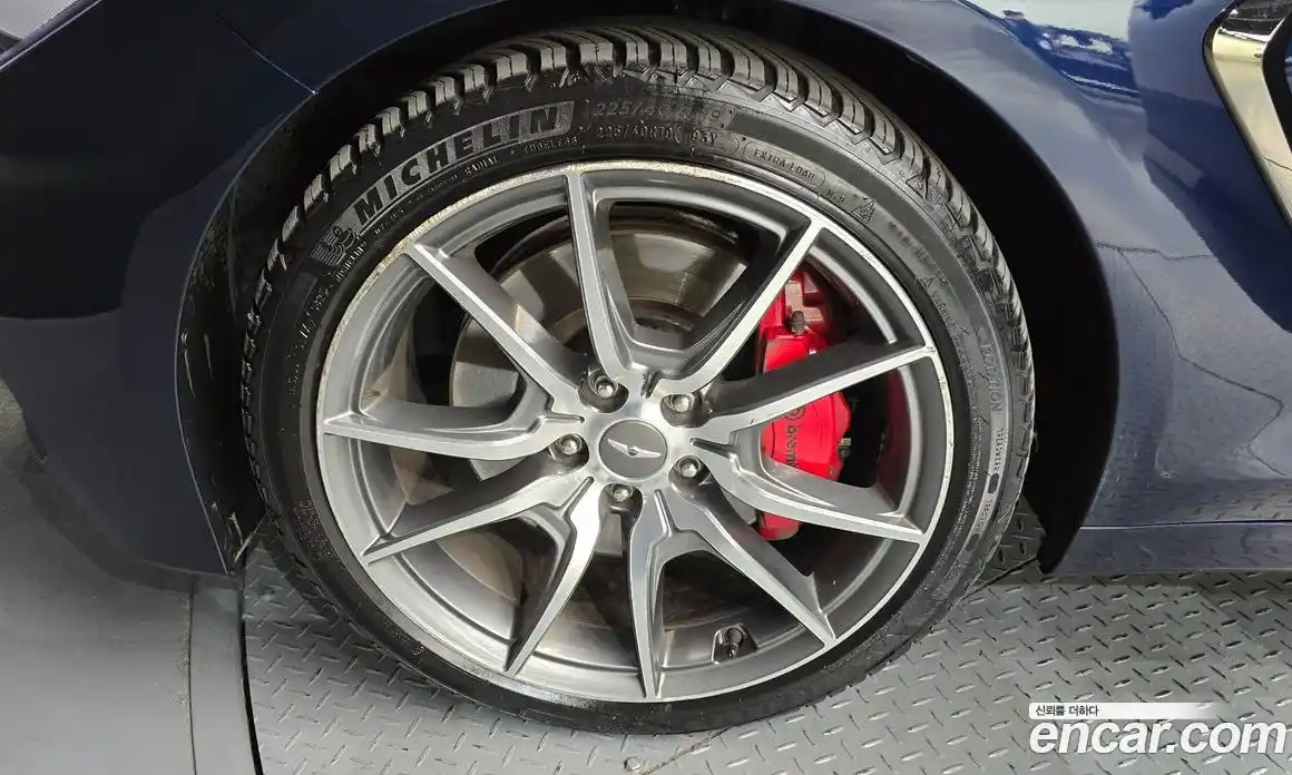 Genesis G70 2019 2.0 Классический в Москве № 856144, фото 5