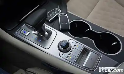 Genesis G70 2019 2.0 Классический в Москве № 856144, миниатюра 9