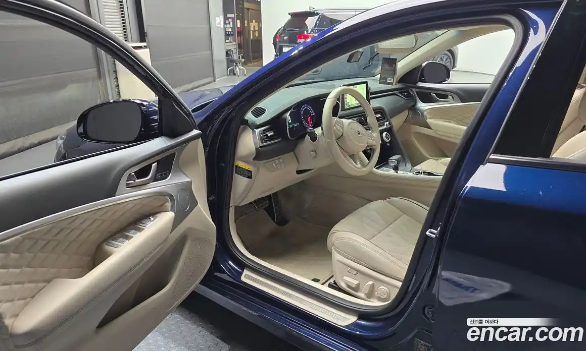 Genesis G70 2019 2.0 Классический в Москве № 856144, фото 10