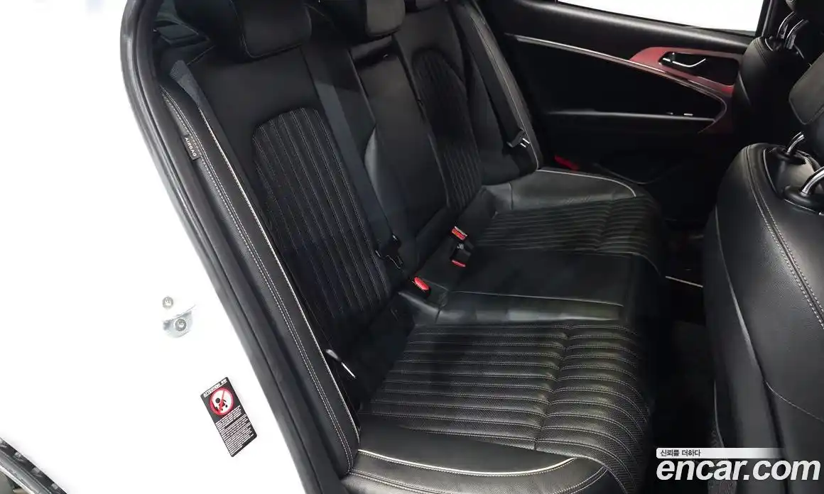 Genesis G70 2019 2.0 Классический в Москве № 856180, фото 12