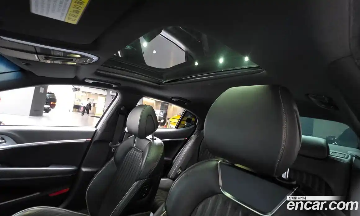 Genesis G70 2019 2.0 Классический в Москве № 856180, фото 18