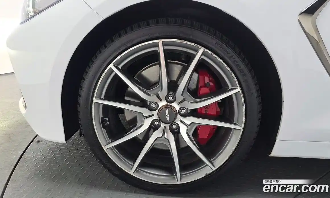 Genesis G70 2019 2.0 Классический в Москве № 856180, фото 5