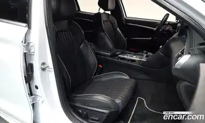 Genesis G70 2019 2.0 Классический в Москве № 856180, миниатюра 10