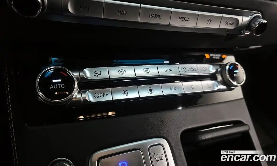 Genesis G90 2019 3.8 Автомат в Москве № 856218, фото 17