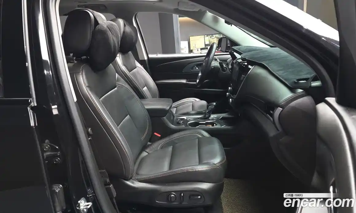 Chevrolet Traverse 2021 3.6 Автомат в Москве № 857373, фото 11