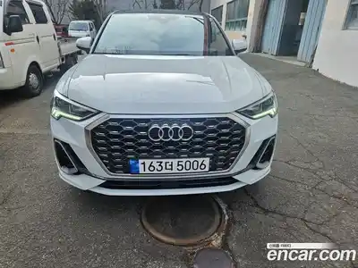 Audi Q3 2023 2.0 Автомат в Москве № 860126, миниатюра 2