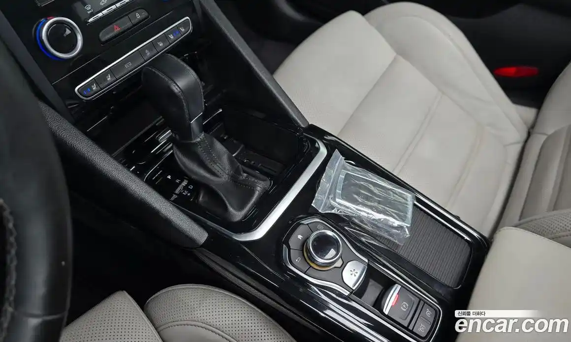 Renault SM6 2016 1.6 Автомат в Москве № 885768, фото 9